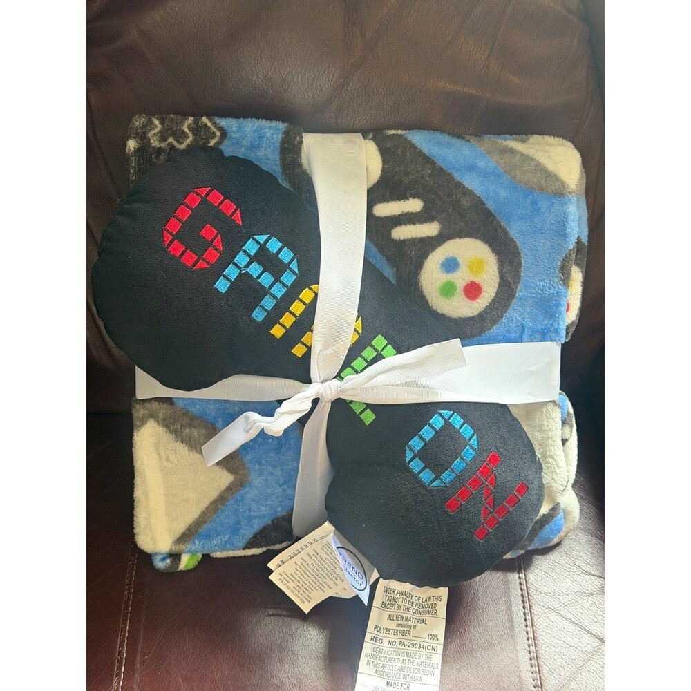 Trend Collector Game On Nogginz Travel Blanket Set 40x50 Blue Soft & Cozy